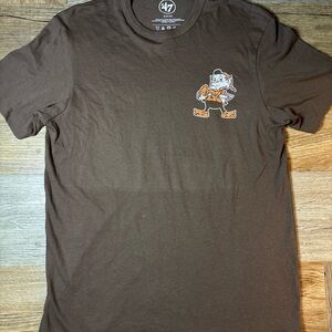 47 Brown Short Sleeve Tee with Graphic